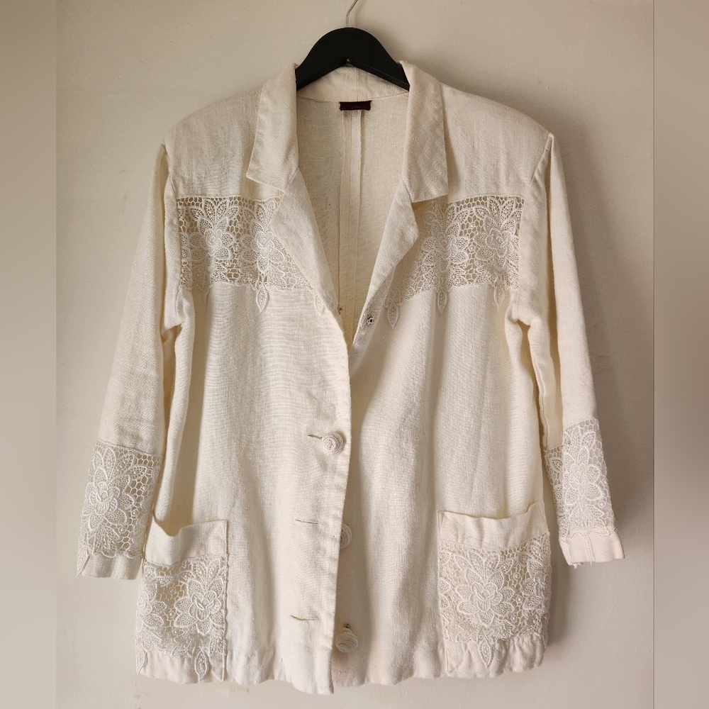 Vintage Cream Lace-Accent Blazer